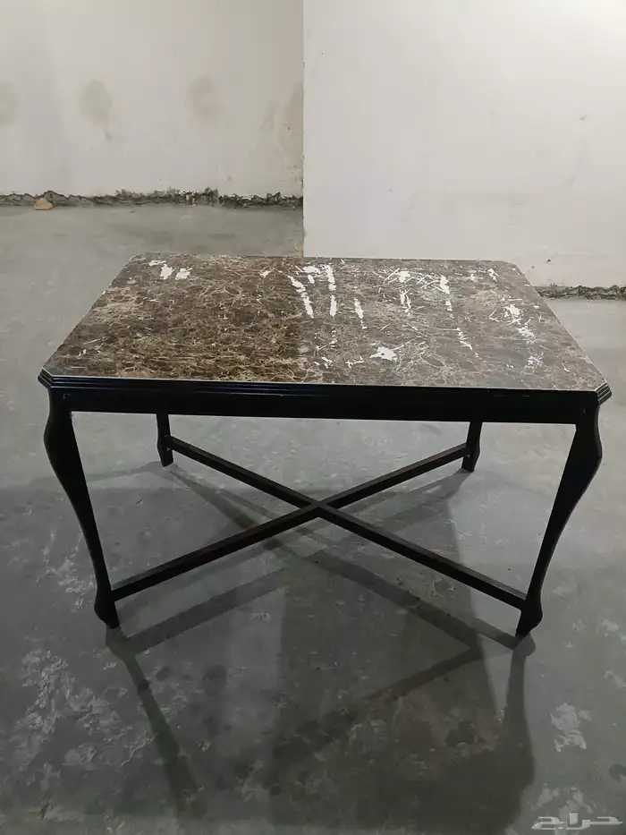 مرتبه و طاولات طعام و باركه للبيع في جده حي الحمدانية الصالح 5