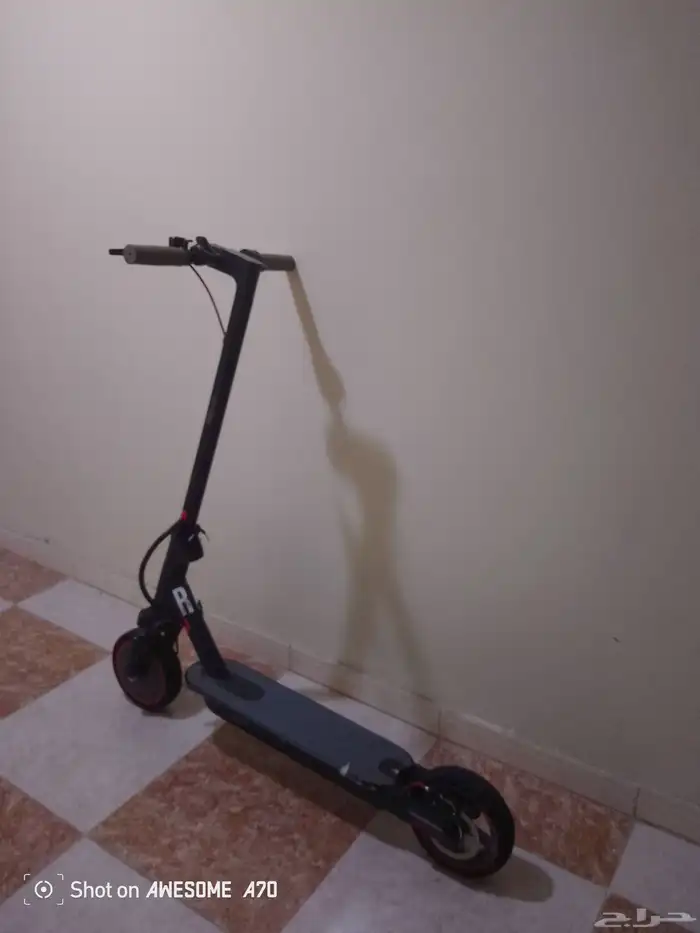 اعرض لكم اسكوتر شاومي شغال يبغاله شاحن لك تجربه يوم 1