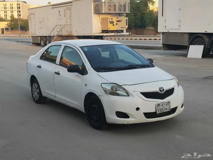 Toyota Yaris 2013 3