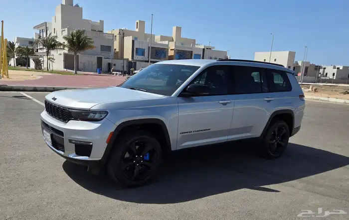 جراند شيروكي التيتيود 2022 12