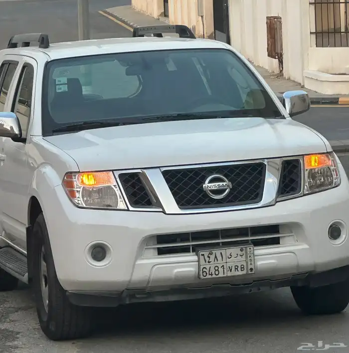 نيسان باثفندر 8