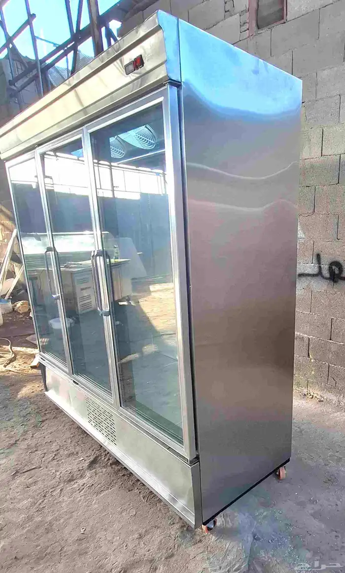 ثلاجة عرض لحوم ثلاث أبواب 2