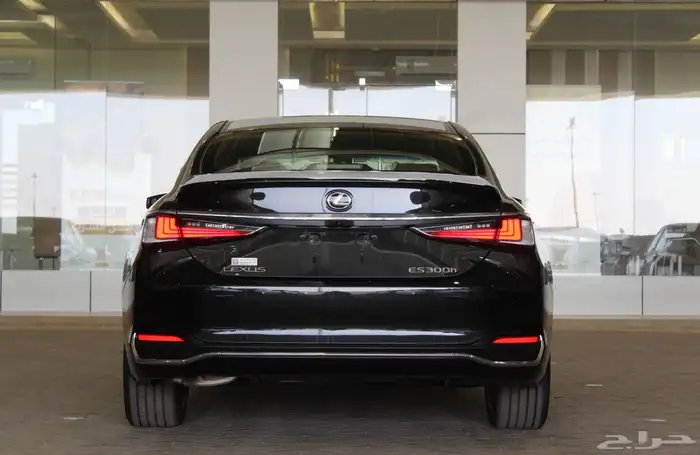 لكزس - ES300 Bh هايبرد - 2025 - نص فل - خليجي 9