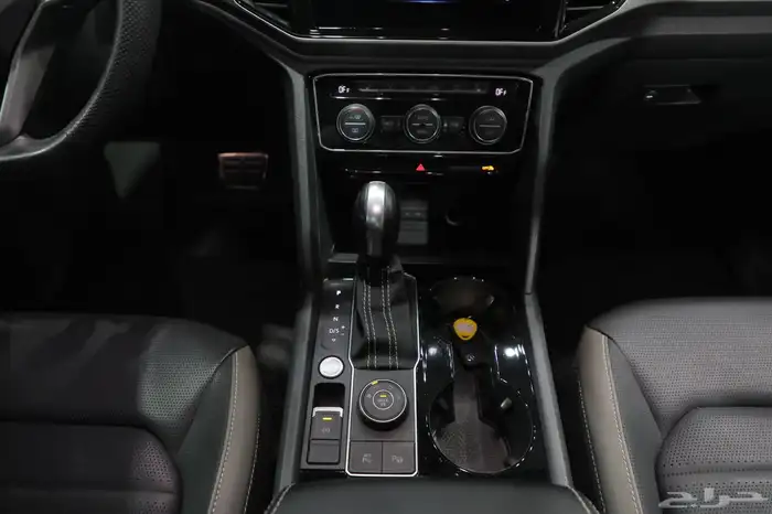 فلكس واجن تيرامونت R ار لاين V6 فل كامل 2021 شبه الجديد 13