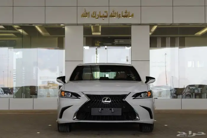 لكزس - ES250 لاكجيري - 2025 - نص فل - خليجي 6