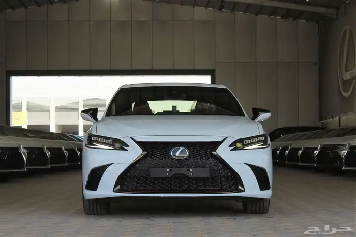 لكزس - ES350 F Sport - خليجي - 2025 - فل كامل 14