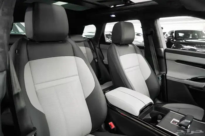 2025 Range Rover Evoque P250 Autobiography ضمان خمس سنوات 7