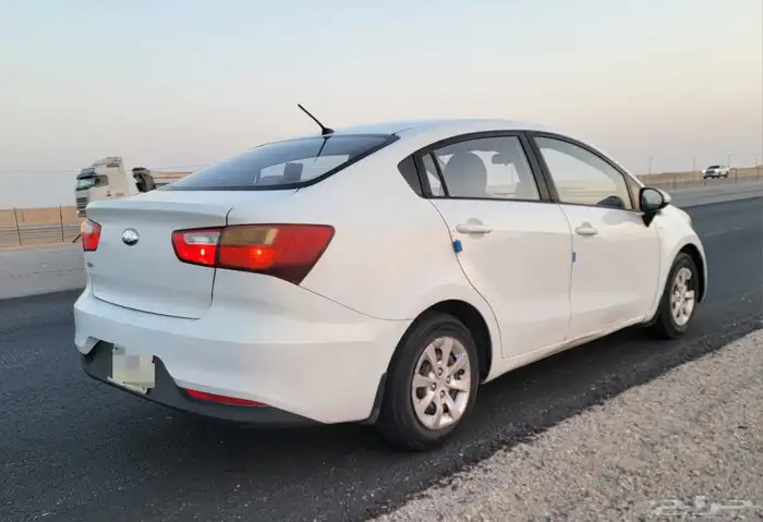 كيا ريو 2017 3