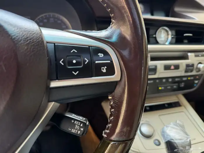 لكزس 2016 es350 فل كامل 4