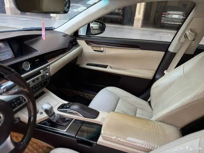لكزس 2016 es350 فل كامل 23