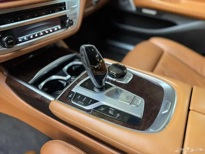 بي ام دبليو 2016 750li 31