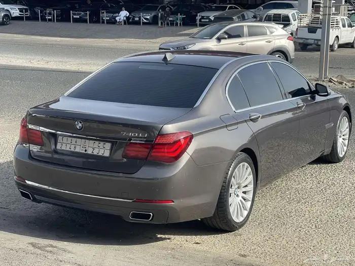 بي ام دبليو 730il 2014 3