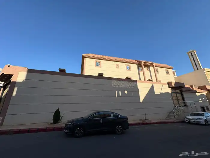 قصر للبيع في مدينة خميس مشيط 4