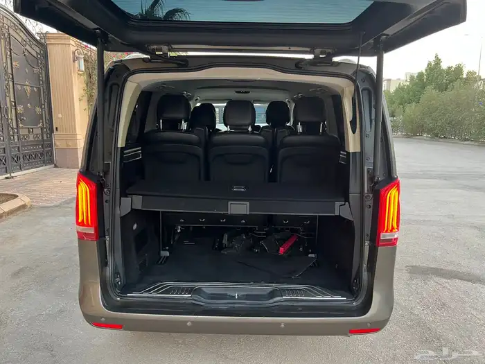 مرسيدس V250 2016 (بحالة ممتازة) 19