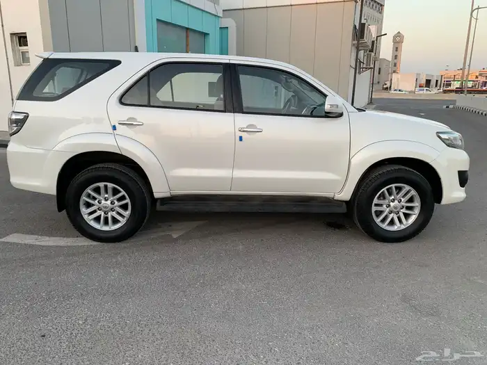 فورشنر أبيض لؤلؤي 2015 13