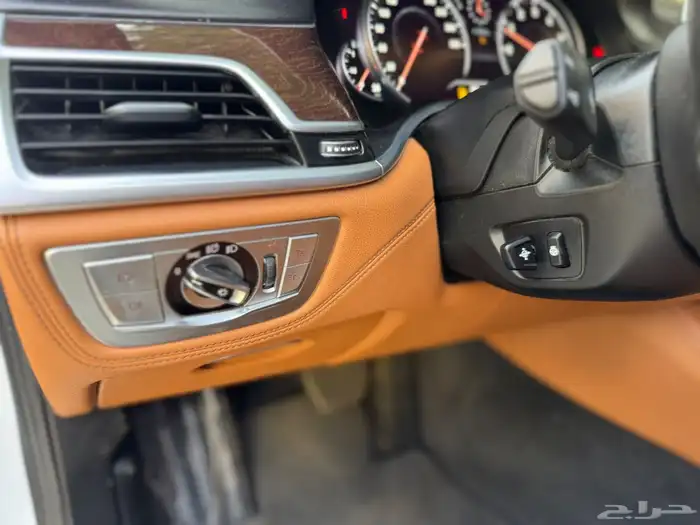 بي ام دبليو 2016 750li 26