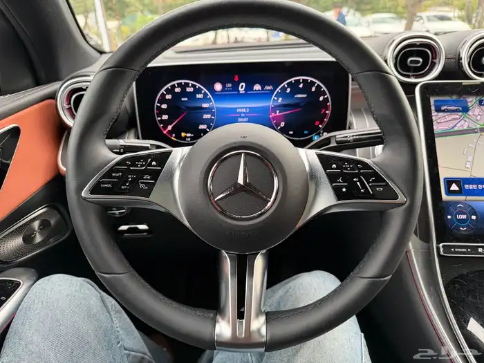 للاستيراد من كوريا _ مرسيدس GLC300 كوبيه _2025 3