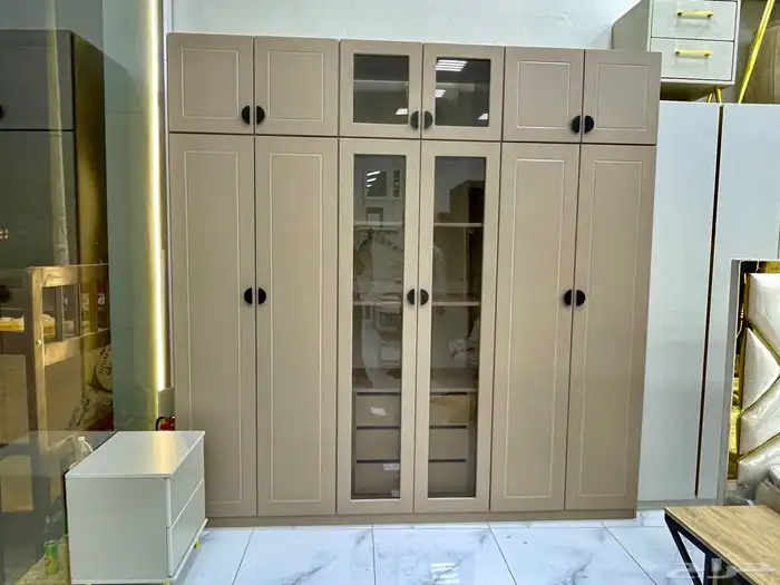 غرفة نوم كاملة  أثاث منزلي  سرير ودولاب وبطانيات 45