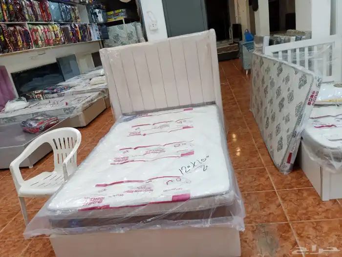 غرفة نوم كاملة  أثاث منزلي  سرير ودولاب وبطانيات 39