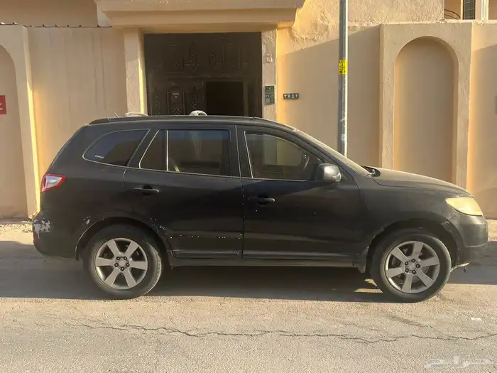 سنتافي 2009 محركات نظيفه بسعر رمزي 3