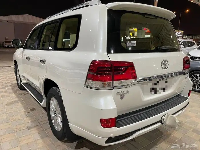 لاندكروزر GXR 2017 5