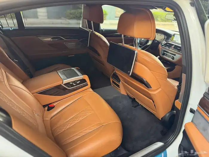 بي ام دبليو 2016 750li 21