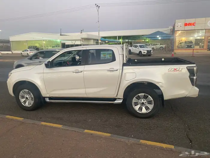 ايسوزو دماكس Ls 2022 1