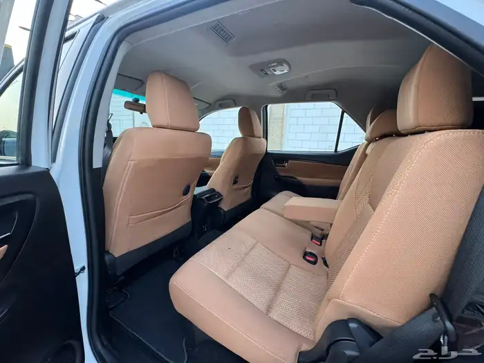 تويوتا فورتشنر 2023 2.7 10