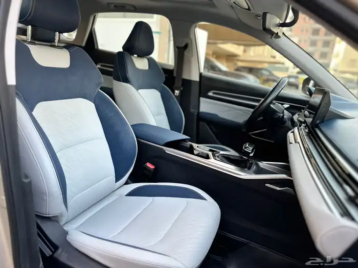 جيلي امجراند فل كامل 2023 19