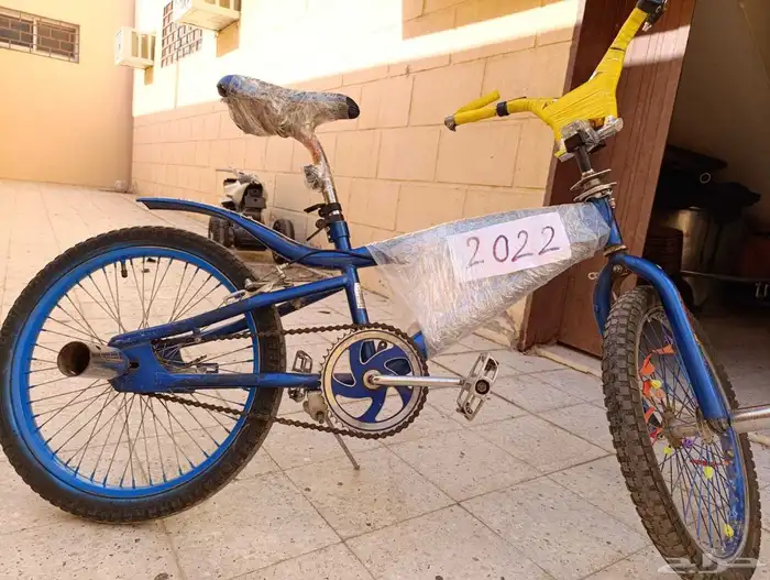 سيكل كوبرا مقاس 20ورخيص مره   وعادني أمس صلحته 0