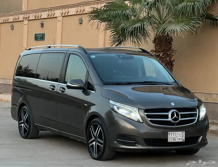 مرسيدس V250 2016 (بحالة ممتازة) 2