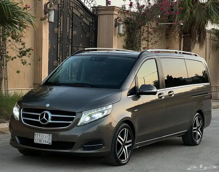 مرسيدس V250 2016 (بحالة ممتازة) 0
