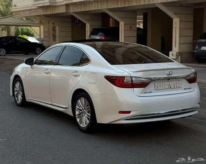 لكزس 2016 es350 فل كامل 22