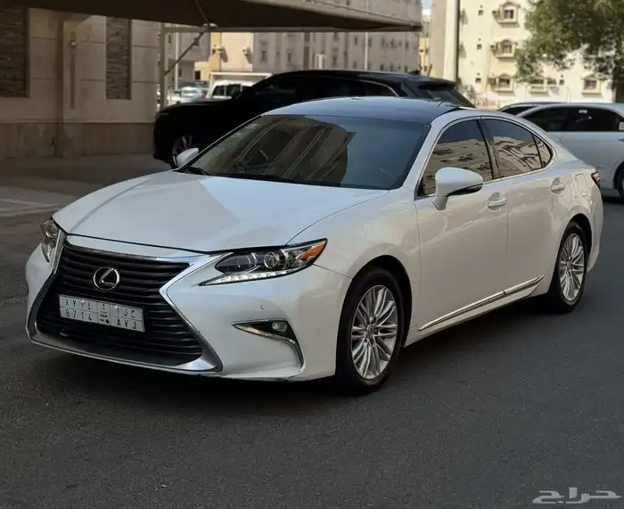 لكزس 2016 es350 فل كامل 16