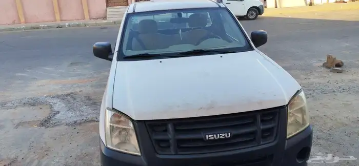 للبيع سياره. ايسوز موديل 2012 غماره محركات طيبه 0