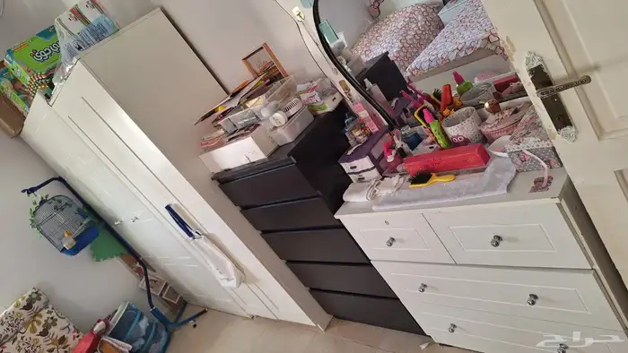 صوفا ايكيا وغرفة نوم اطفال للبيع 1