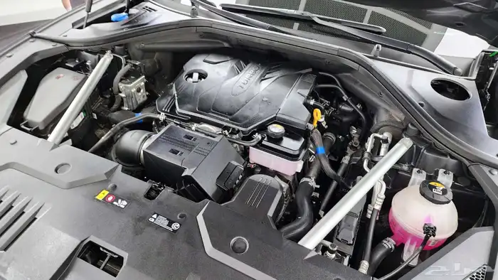 للاستيرادمن كوريا جنسيس GV70 2025 16