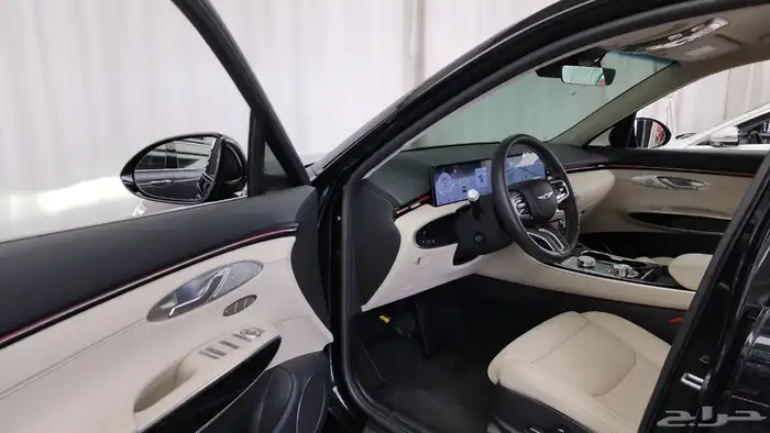 للاستيراد من كوريا _ جنسس Gv70 _ 2025 4