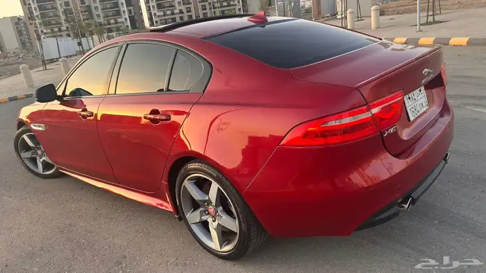 جاكوار xe 2016 4