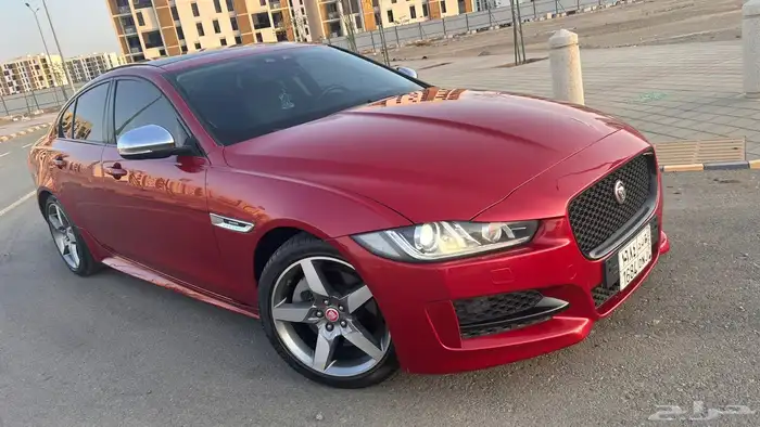 جاكوار xe 2016 0