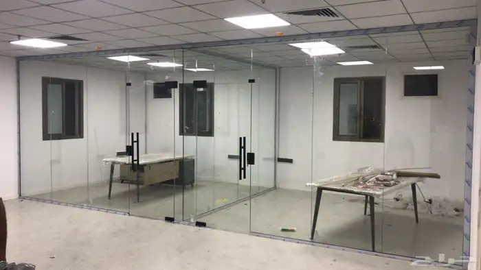 صيانه زجاج سكريت وتركيب زجاج سكريت 12 ملي 3