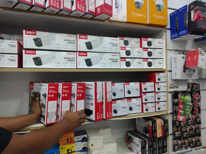 كاميرات مراقبة للمنازل والمحلات التجارية كاميرات الهداهوا عا 8