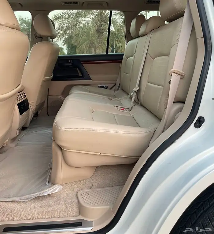 لاندكروزر 2014 GXR 31