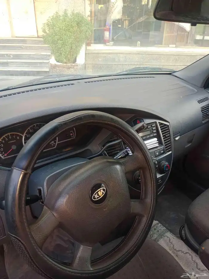 كيا كارنز 2005 3