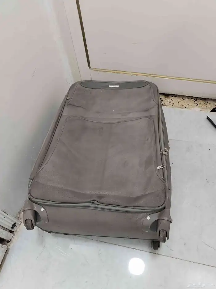 3. شناط سفر للبيع 9