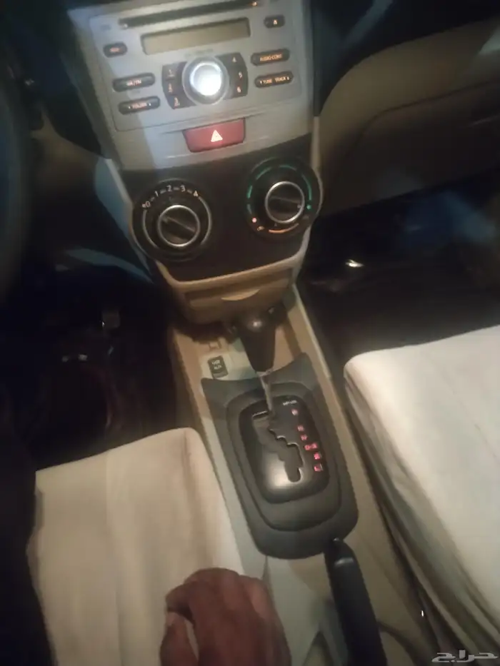 تويوتا افانزا موديل 2015 ممشى السارة 267 ألف ماعليها حوادث ب 5