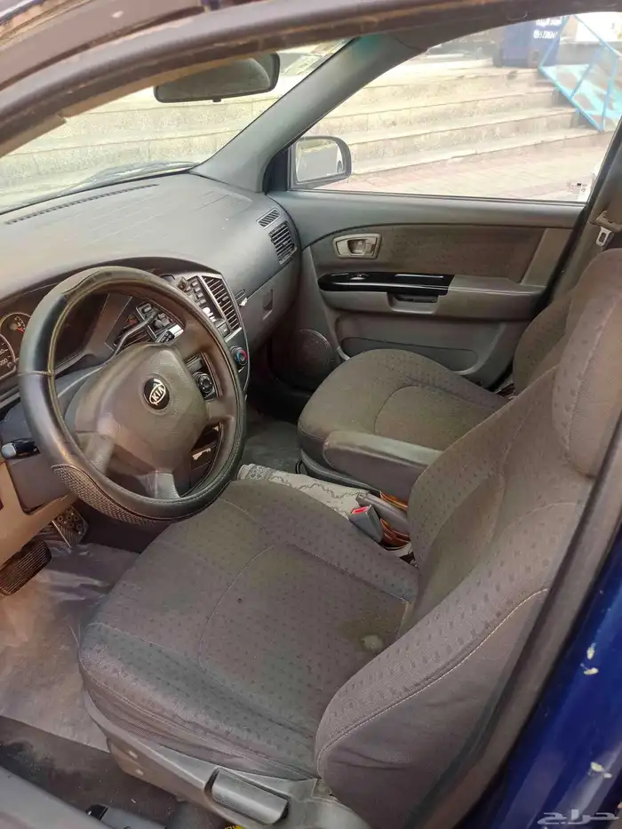 كيا كارنز 2005 4