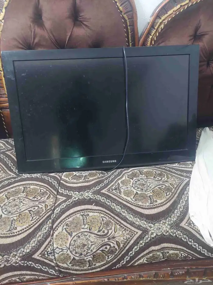 سير رياضه بحاله ممتاذة شاشه سيارة وشاشه 32 للبيع لاعلي سعر 2