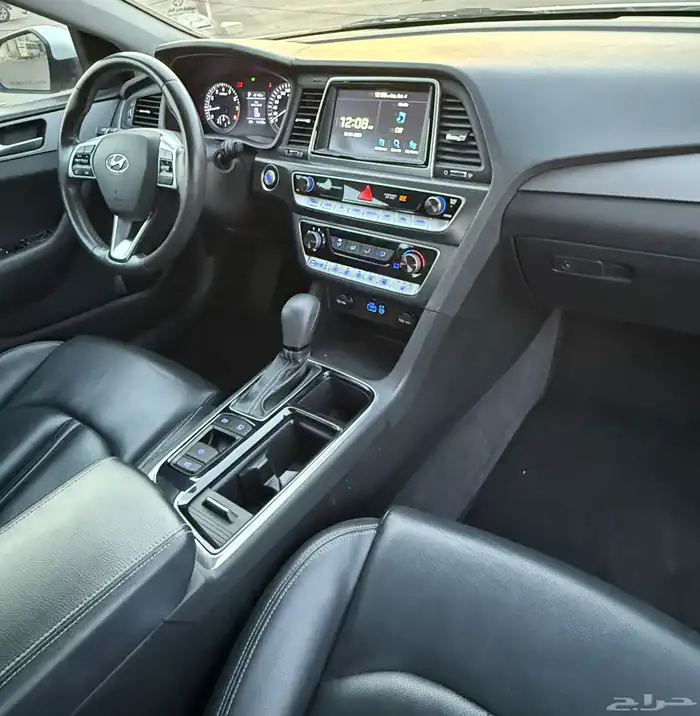 هيونداي سوناتا ( بنزين ) 2019 فل كامل بدون بانوراما 9