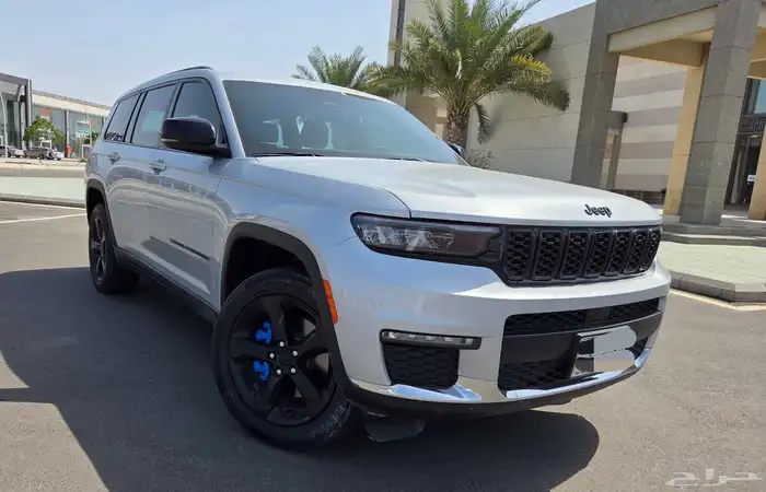 جراند شيروكي التيتيود 2022 1